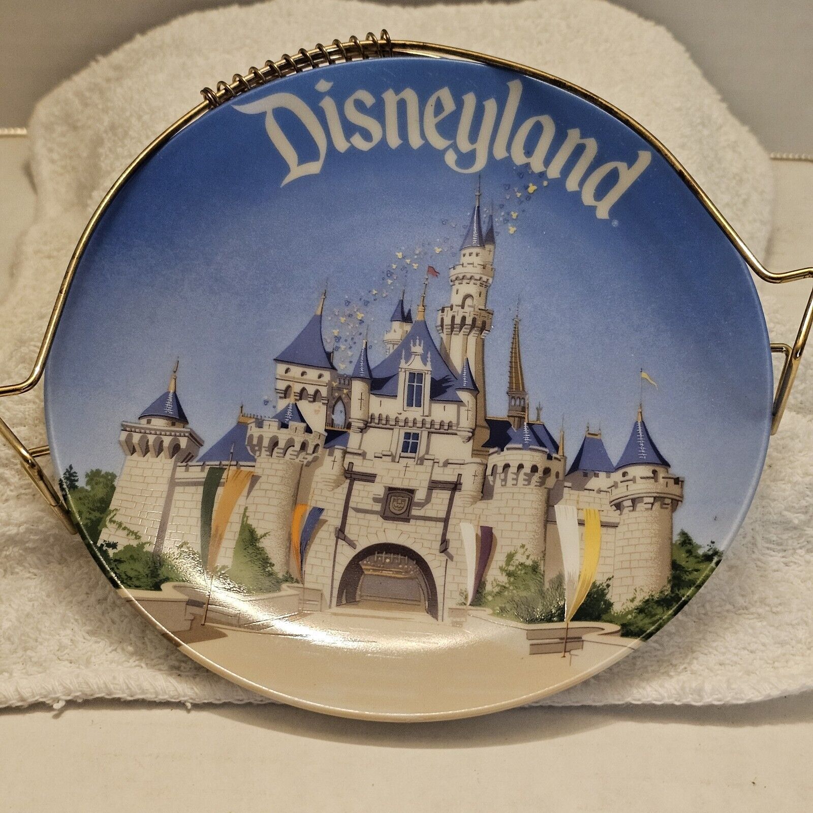 1960's Vintage Disneyland Sleeping Beauty Castle Souvenir Plate 6.25