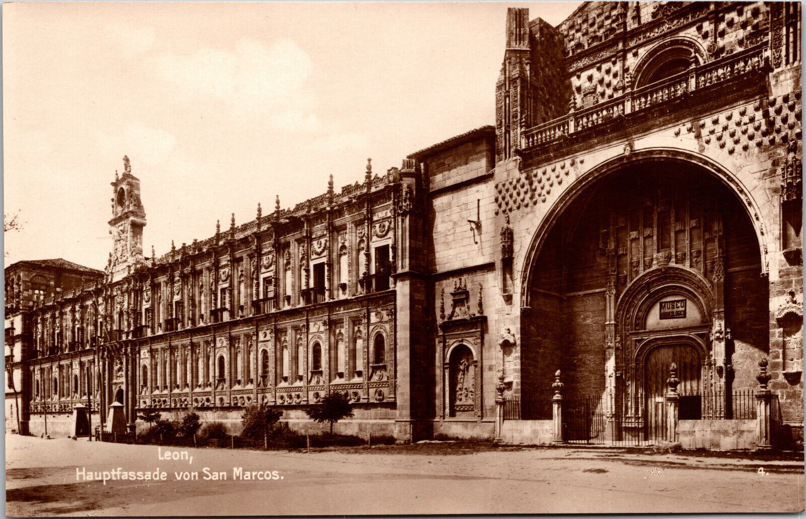 Convent San Marcos Main Facade Leon Spain Trinks-Bildkarte Postcard RPPC