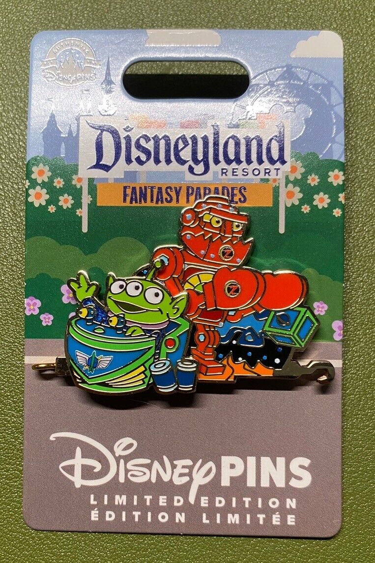 Disneyland Fantasy Parades Buzz Lightyear Astro Blasters Pin Aliens Toy Story