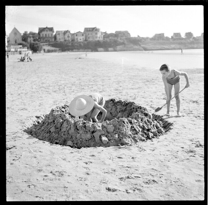 2 kids beach sand shovel jersey. France, 1930. Vintage Negative Photo. N131