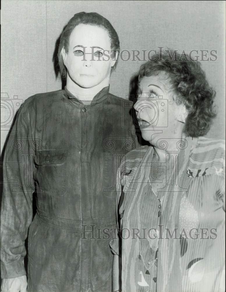 1988 Press Photo Jean Stapleton and Michael Myers at \