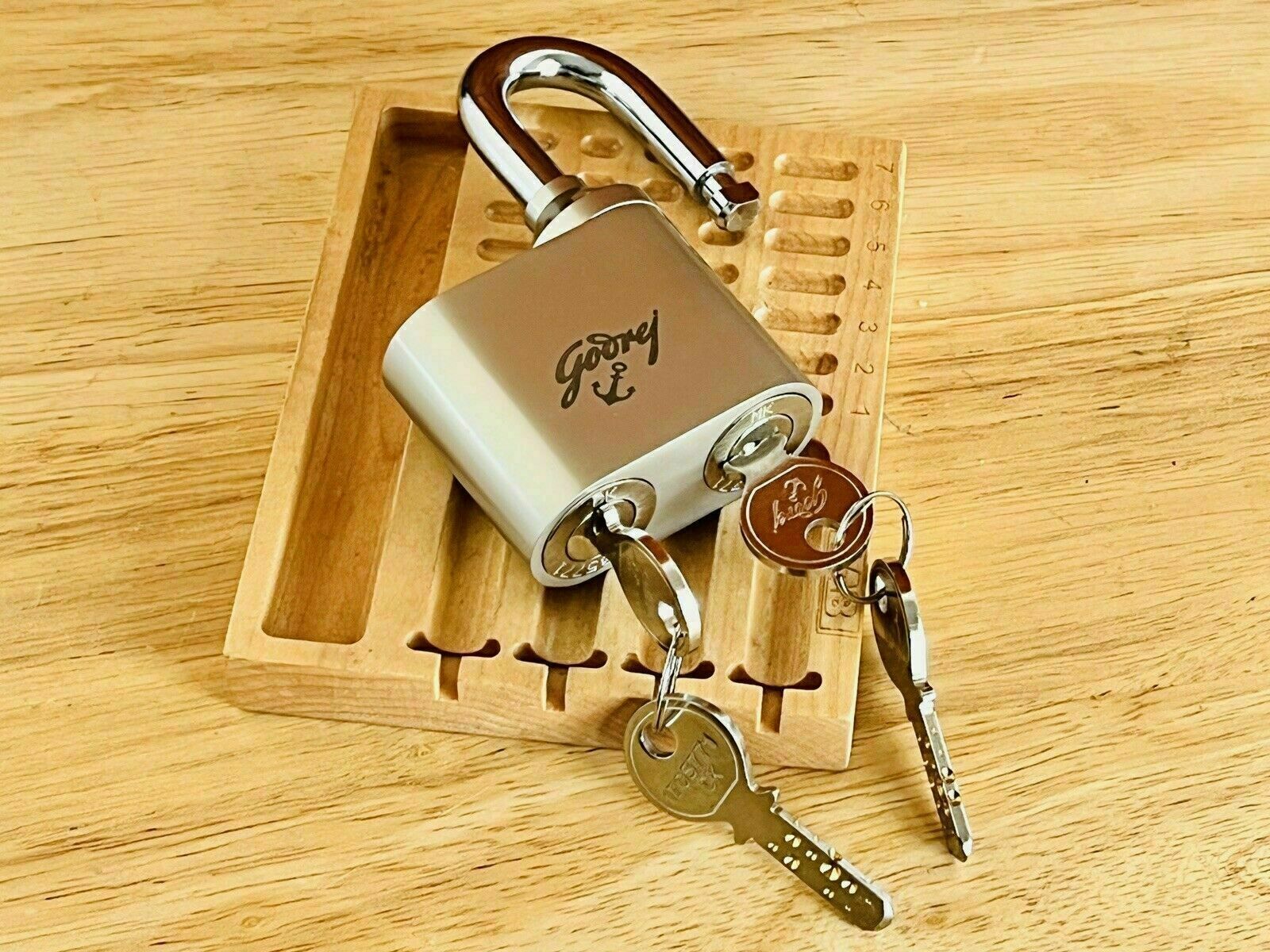 Dual Access Padlock With 2 Sets of Keys Locksport High Security By Godrej Locks.