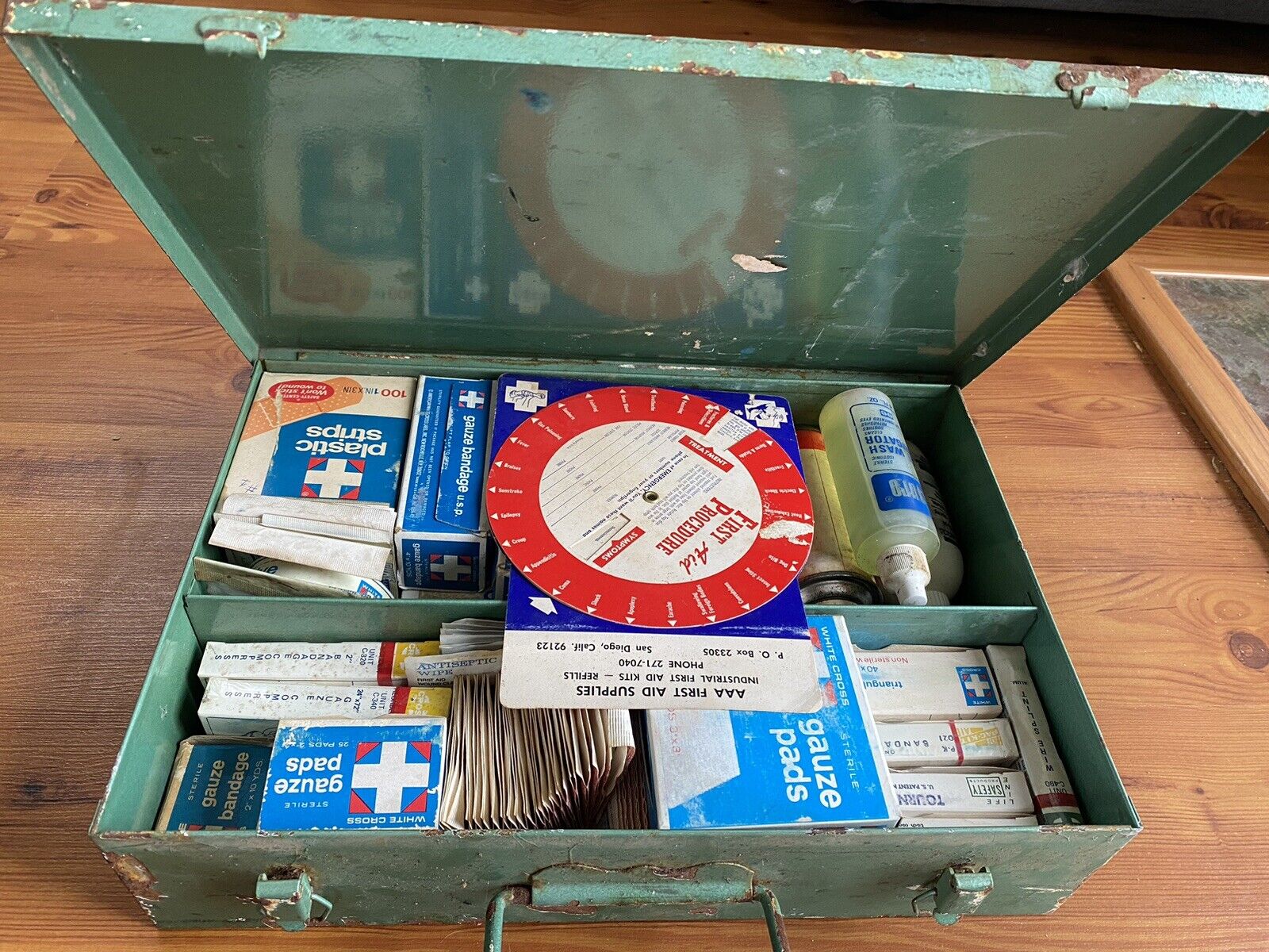 vintage first aid kit metal box