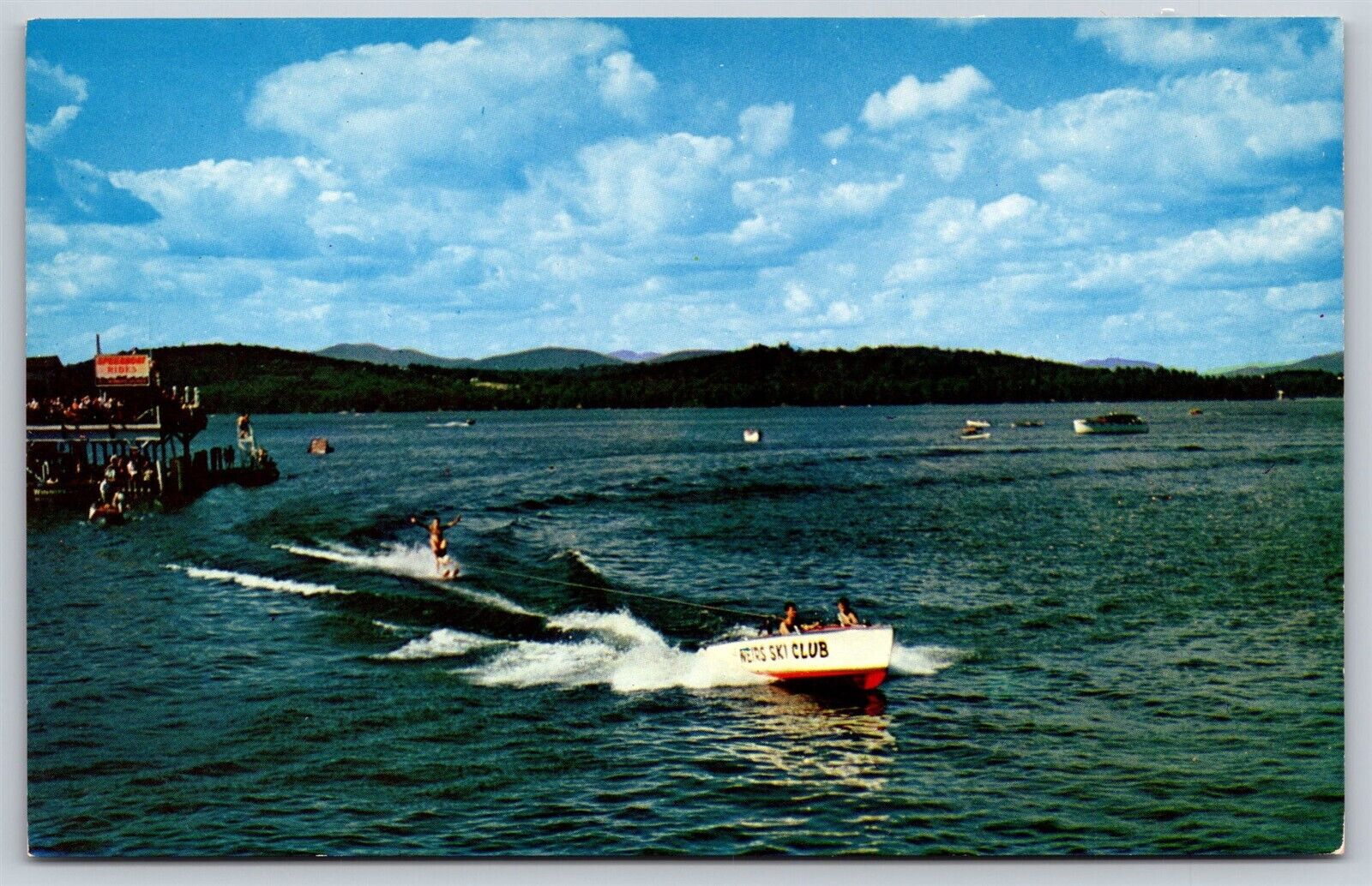 Postcard Water Skiing on Lake Winnipesaukee, The Weirs NH A81