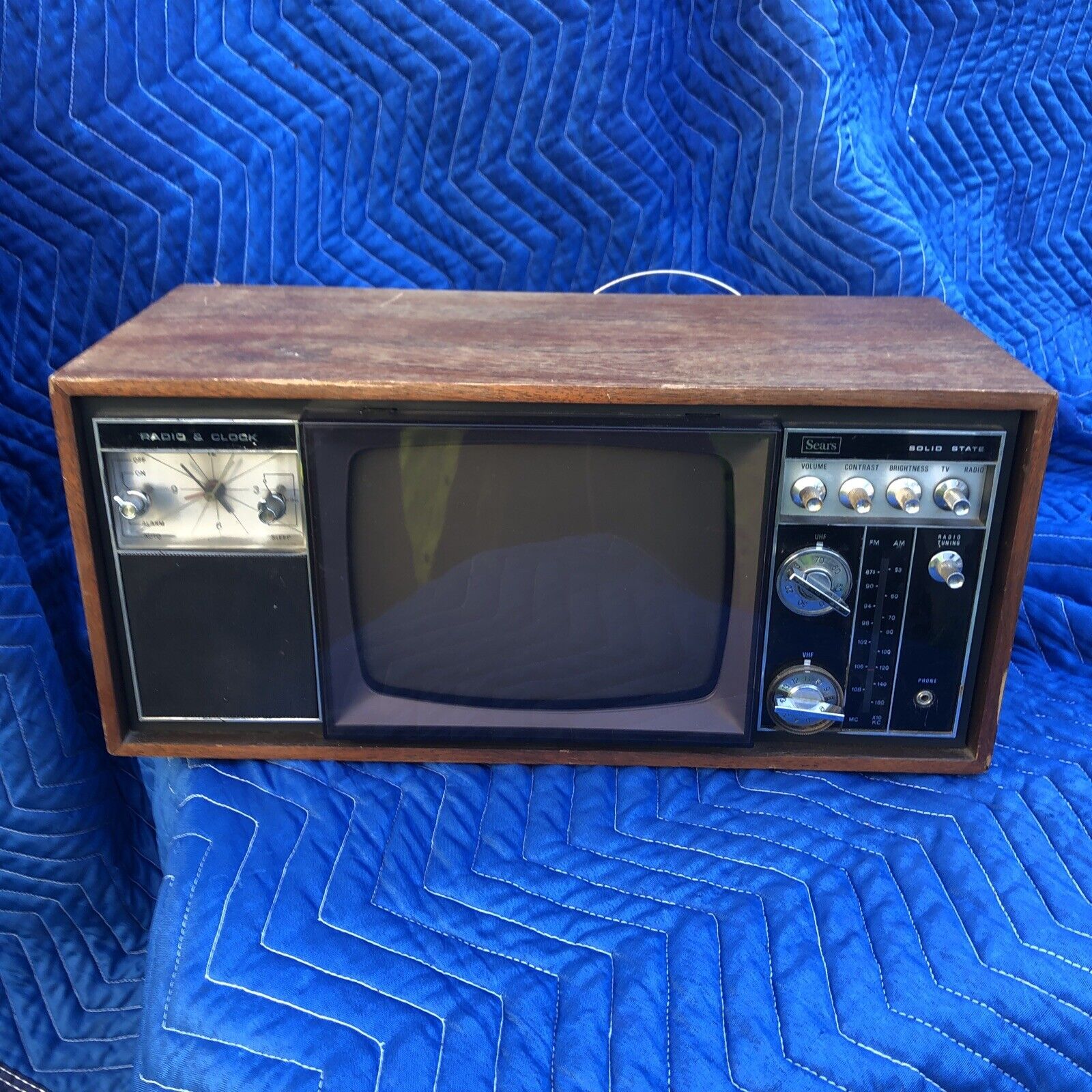 Vintage Sears TV/Radio/Alarm Clock MCM Mid Cent WoodBox Powers Up Rare Low Price