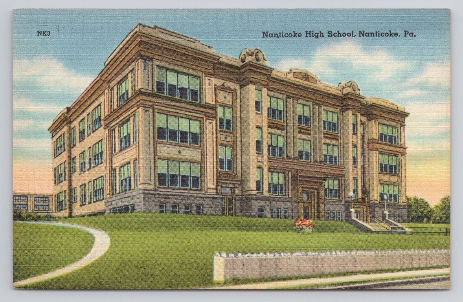 Nanticoke High School Nanticoke Pennsylvania Linen Postcard No 3058