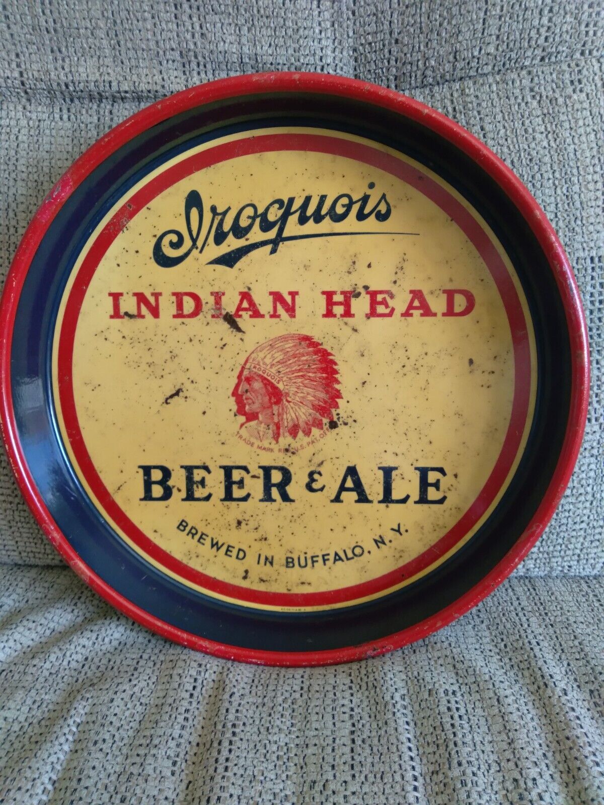 Iroquois Indian Head beer tray in GOOD condition