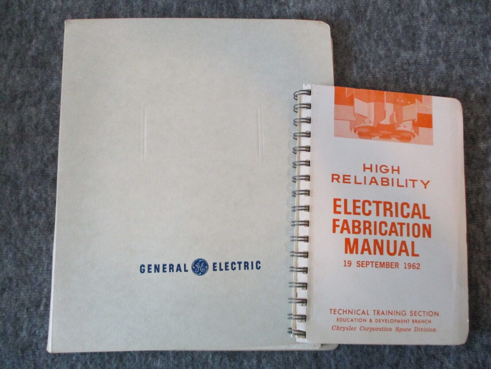 NASA MSFC APOLLO SATURN RELIABILITY CHRYSLER SPACE REQUIREMENTS MANUAL+GE FOLDER