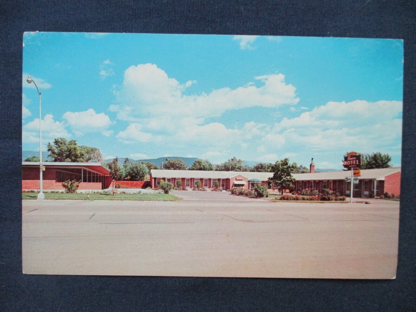 1950s Beaver Utah Paice Motel Postcard