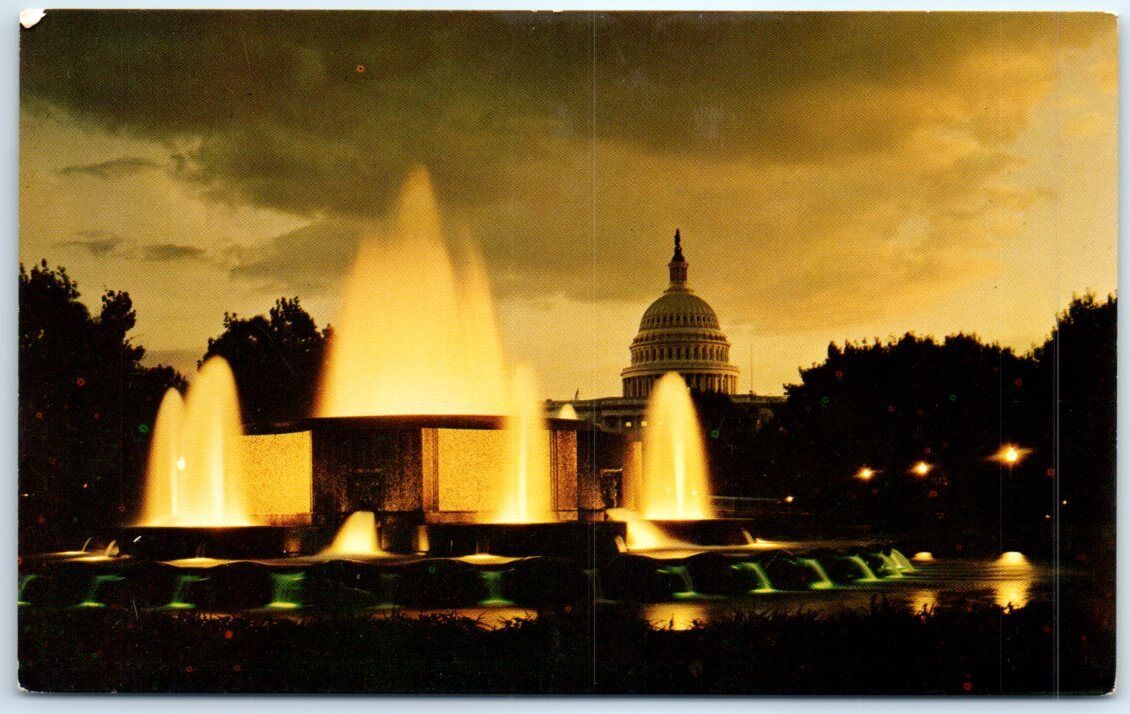 Postcard - Washington, D. C. at Night, USA