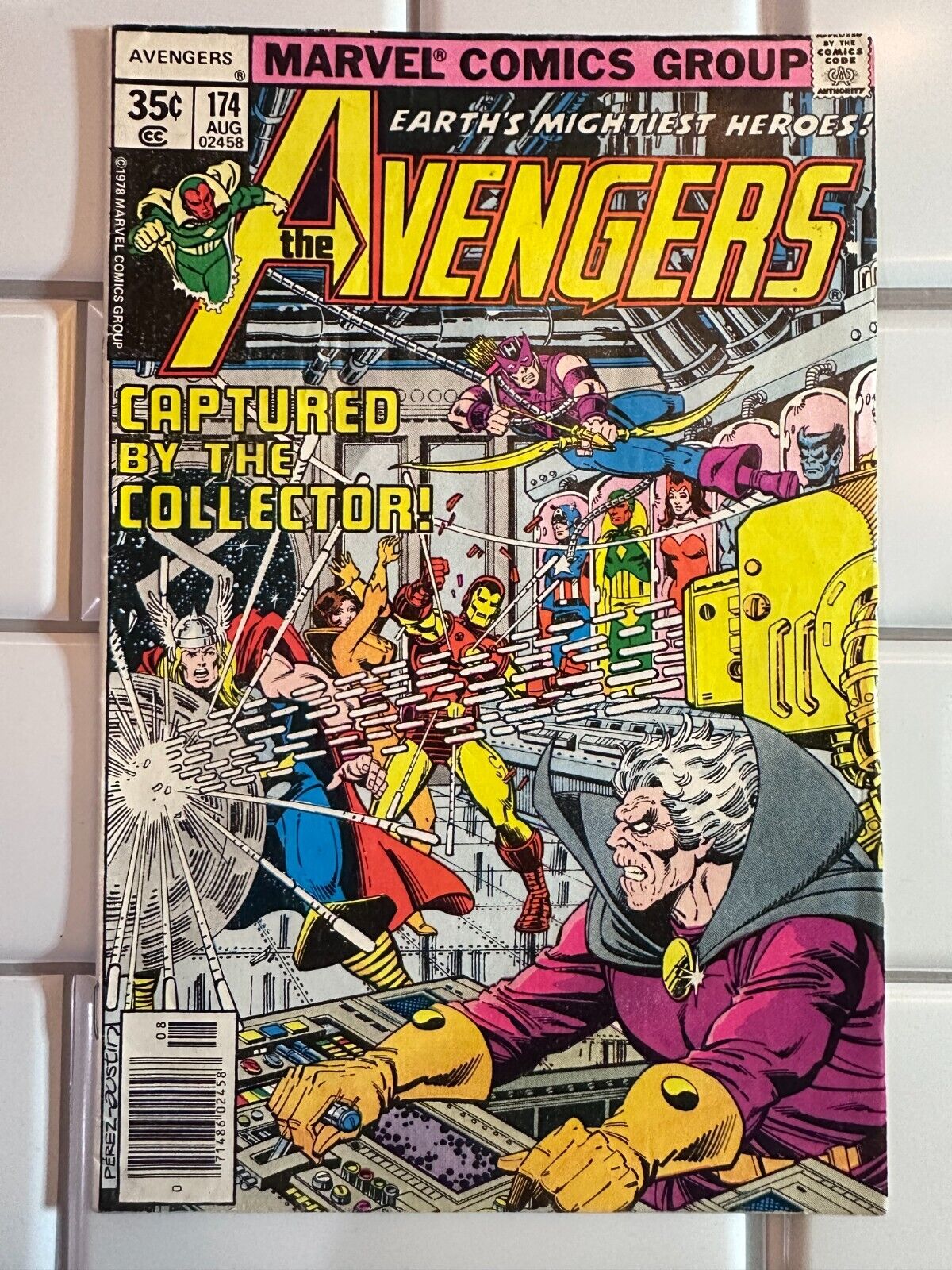 Avengers #174 Thanos cameo app. Good condition