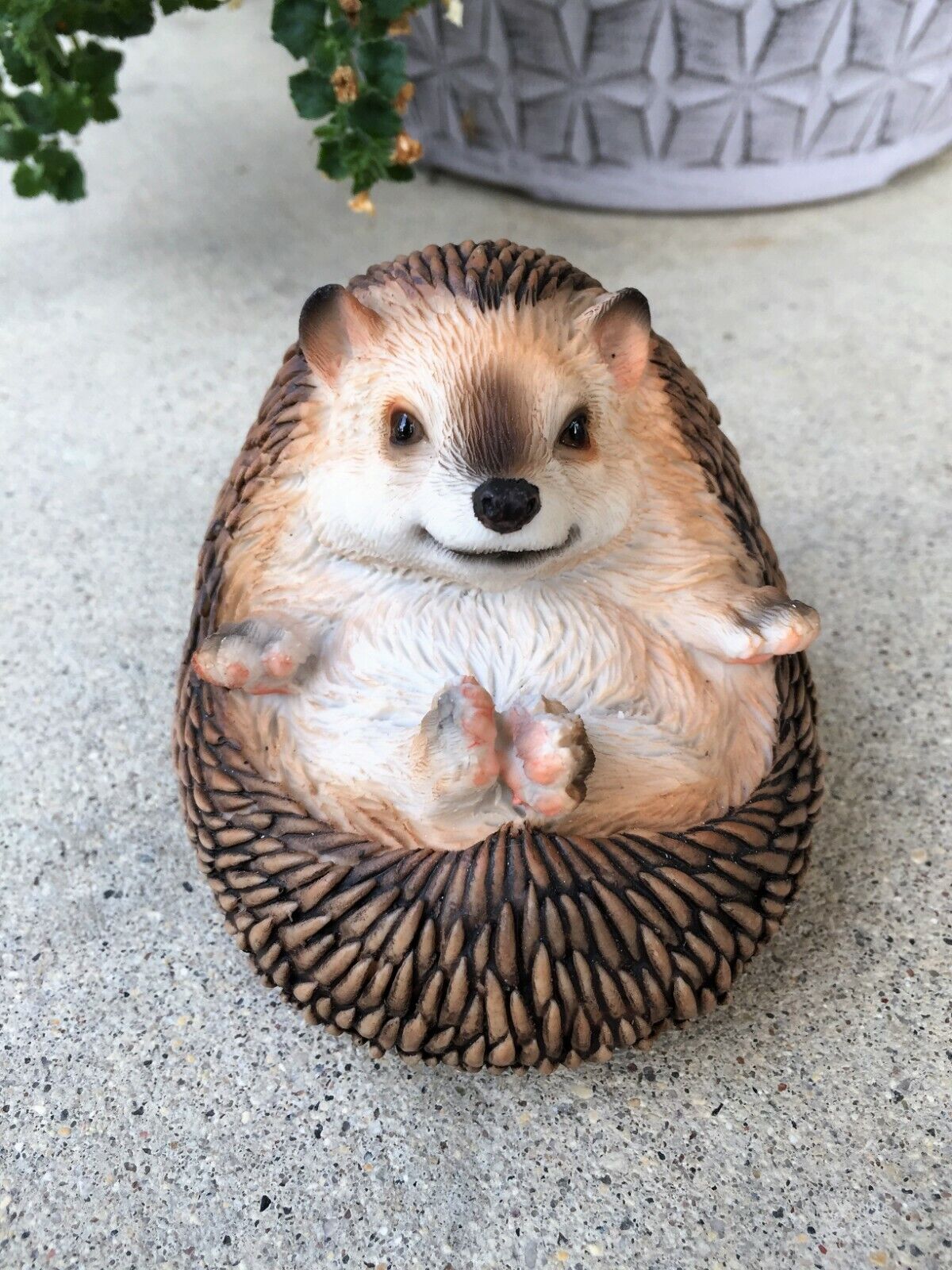 Hedgehog Figurine Resin Animal Statue Countryside Cute Curled Up in Ball New 