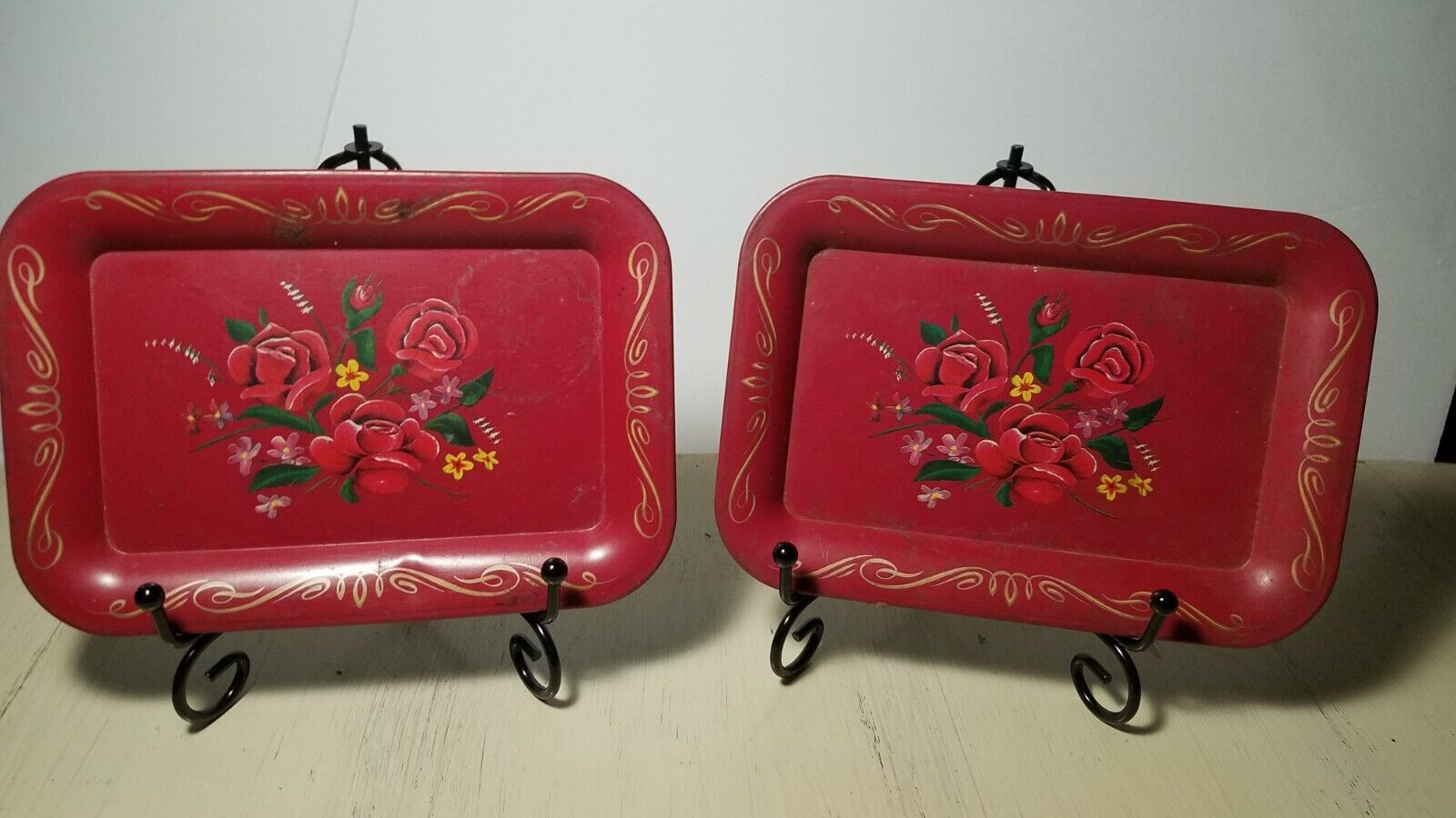 VTG Red Floral Tin Mini Trays Set of 2