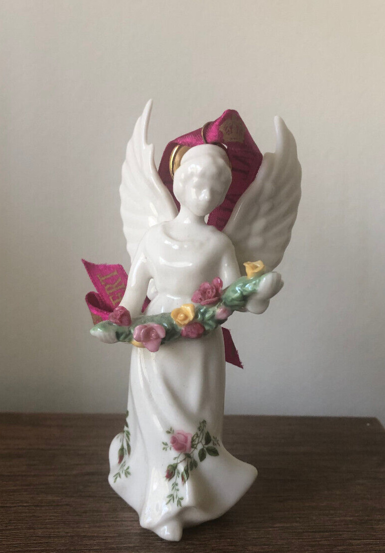 Old Country Road Royal Albert Angel Figurine/Ornament