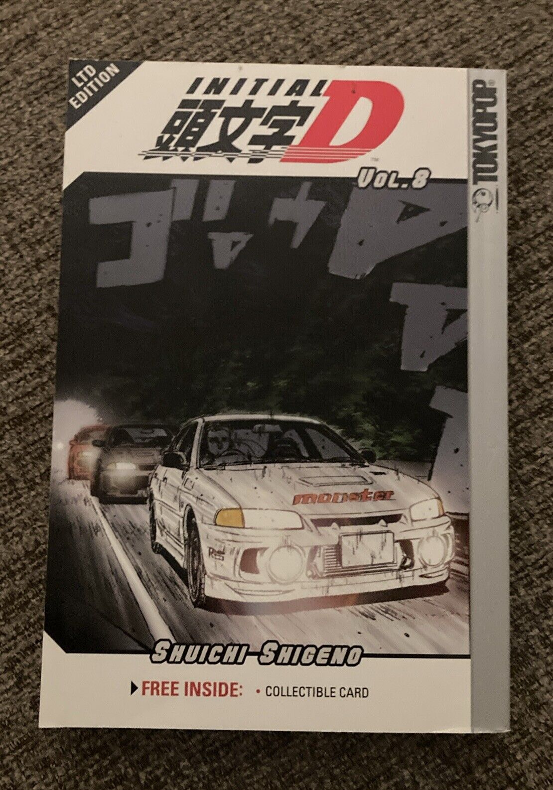 Initial D Vol 8 Manga English REALLY GOOD CONDITION - CARD INCLUDED