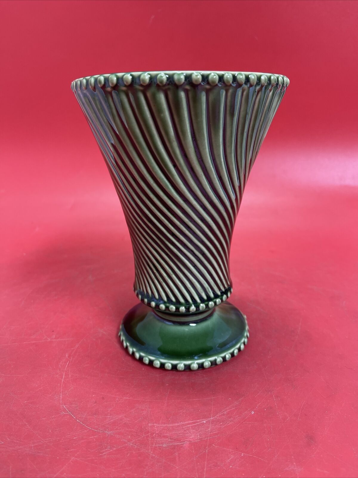 Vintage McCoy Forest Green Swirl Trumpet Footed Pottery Vase 7\
