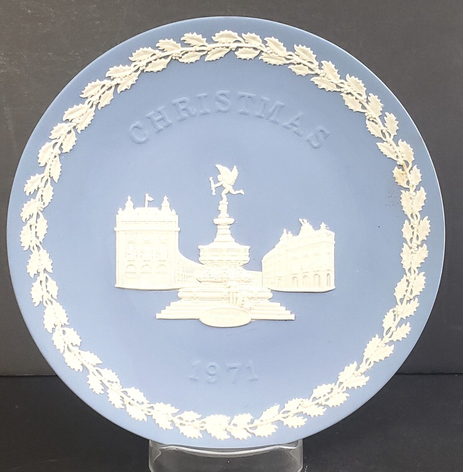 Wedgwood Annual Christmas 1971 Piccadilly Circus