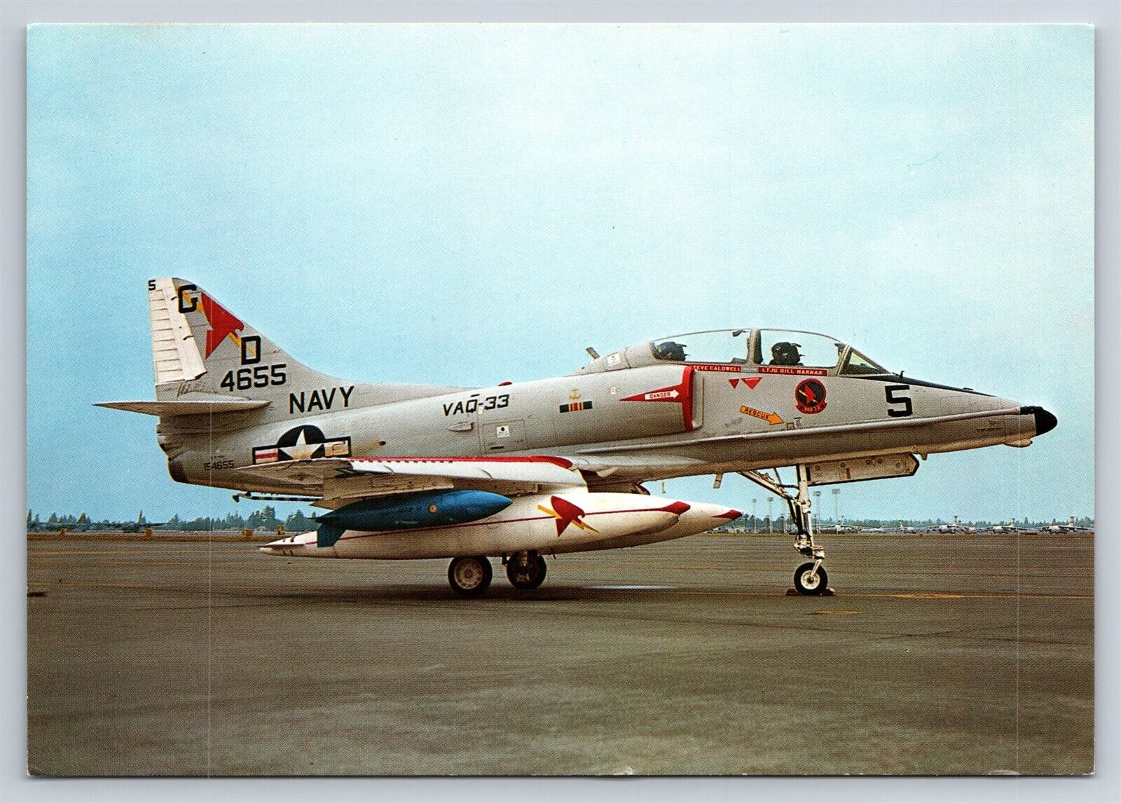 Military Aircraft Postcard US Navy Douglas EA-4F Skyhawk VAQ-33 Fighter Jet GM1