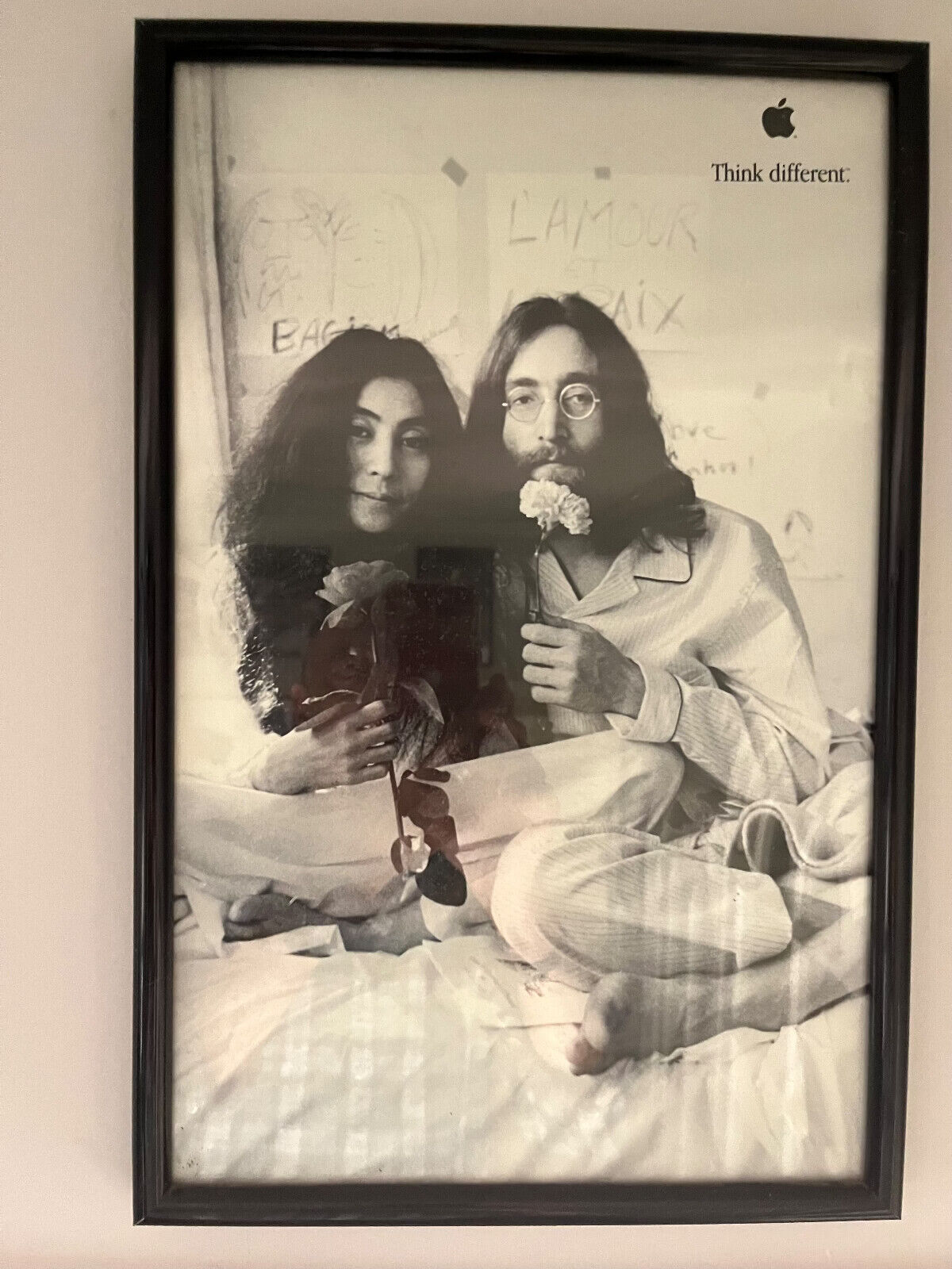 Apple Original Think Different John Lennon/Yoko Ono Poster (11 x 17)