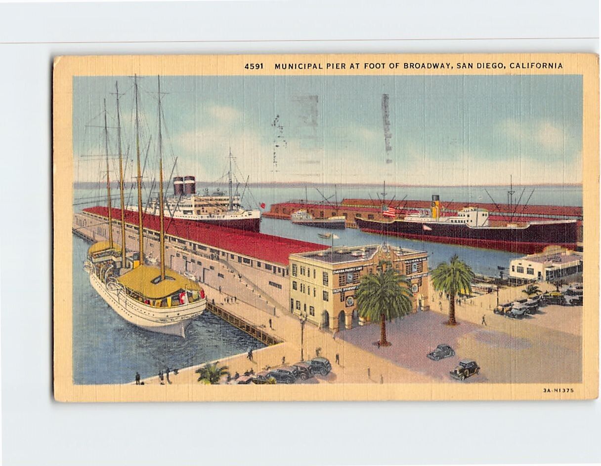 Postcard Municipal Pier at Foot of Broadway San Diego California USA