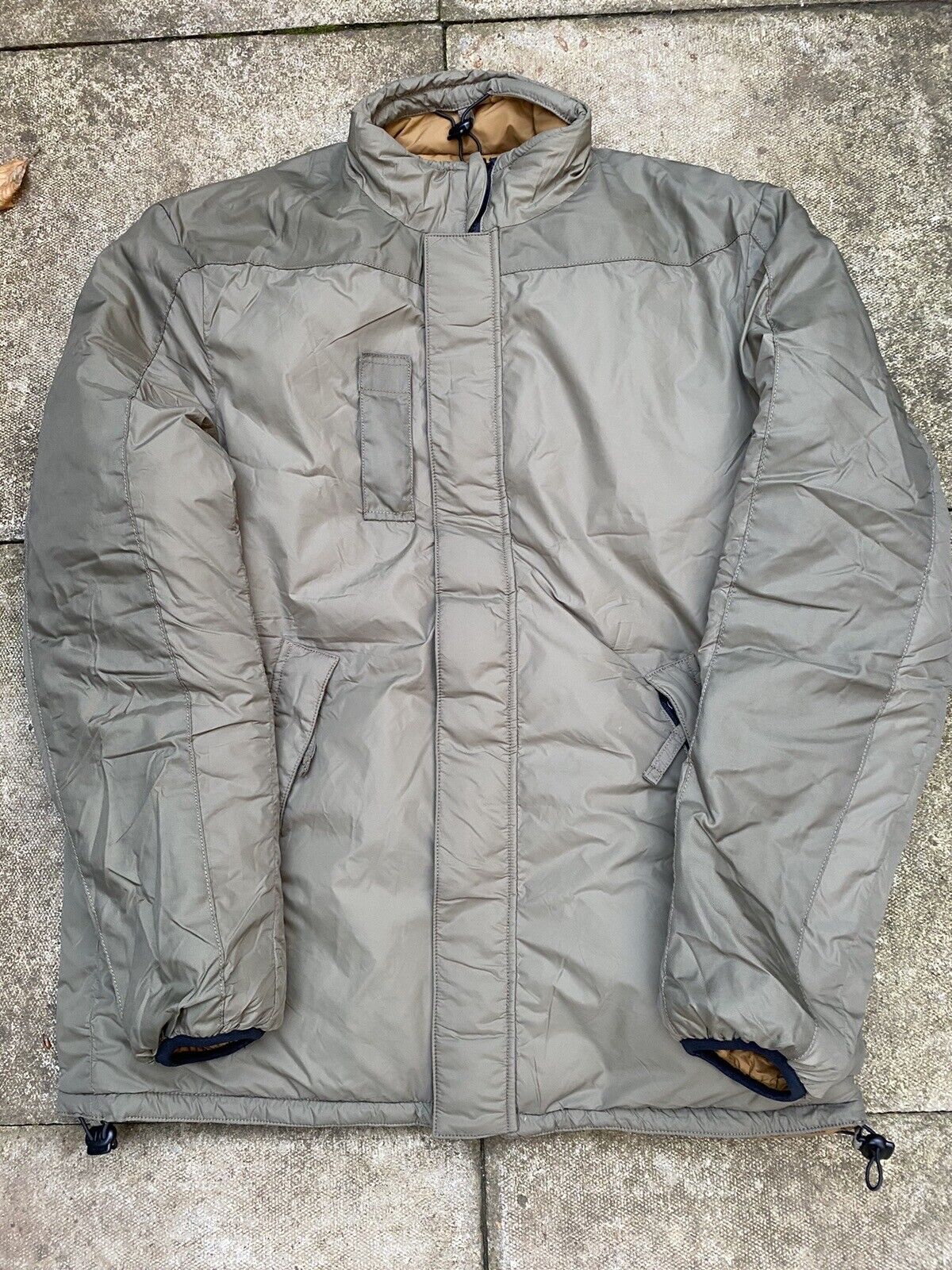 New Genuine Dutch Army Thermal Reversible Softie Jacket & Stuff Sack Large