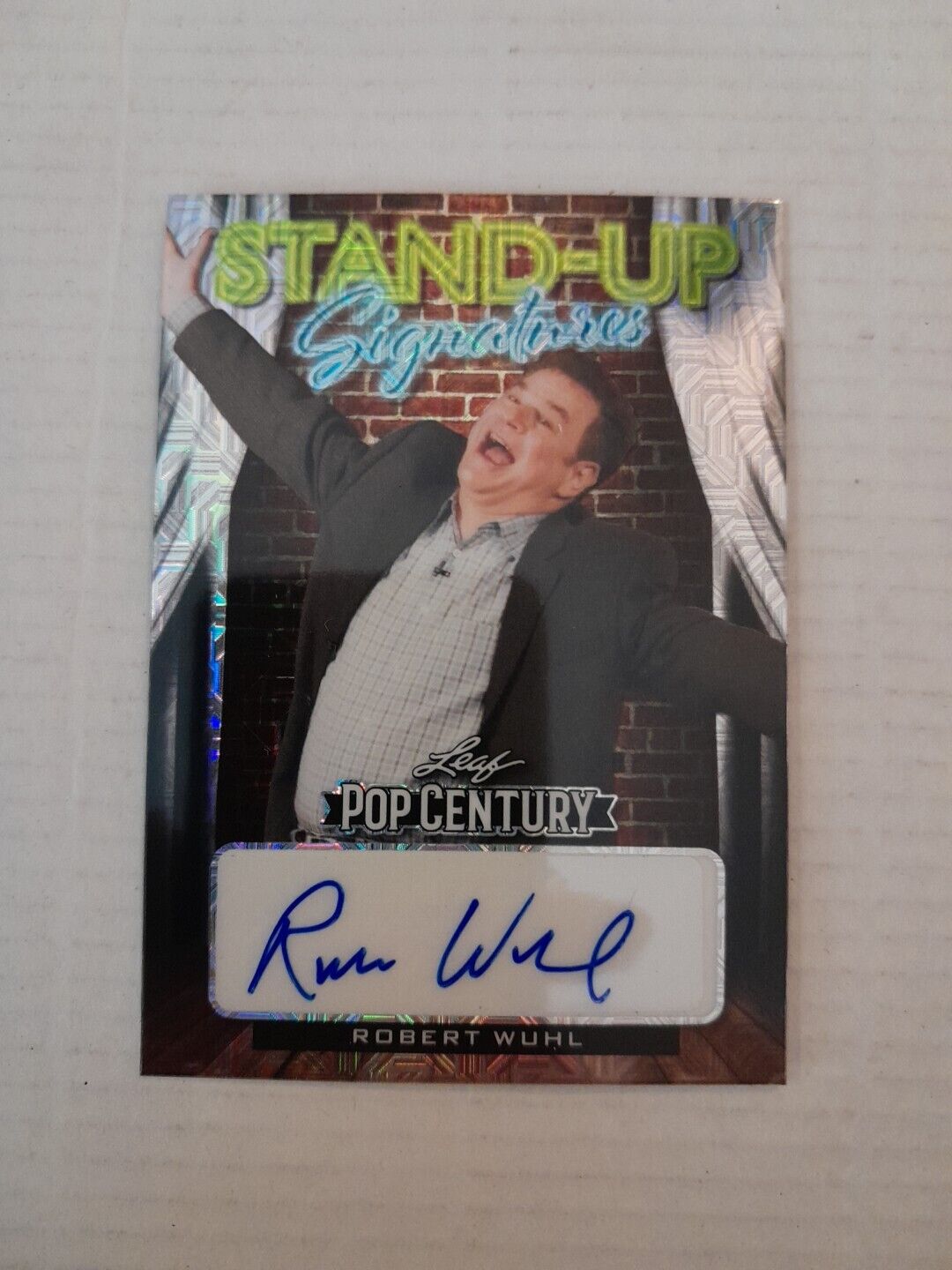 Robert Wuhl /10 Silver Mojo Stand Up Autograph Card 2022 Leaf Pop Century