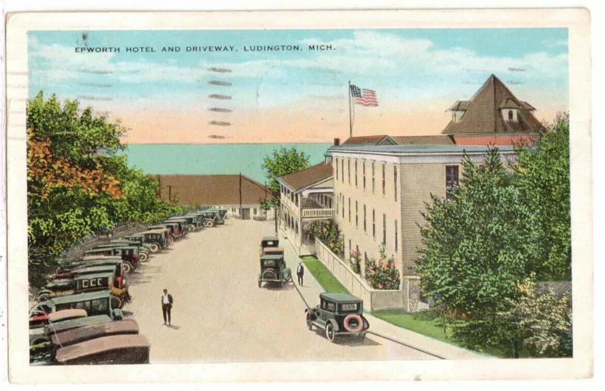1934 PC: Autos Parked at Driveway of Epworth Hotel – Ludington, Michigan