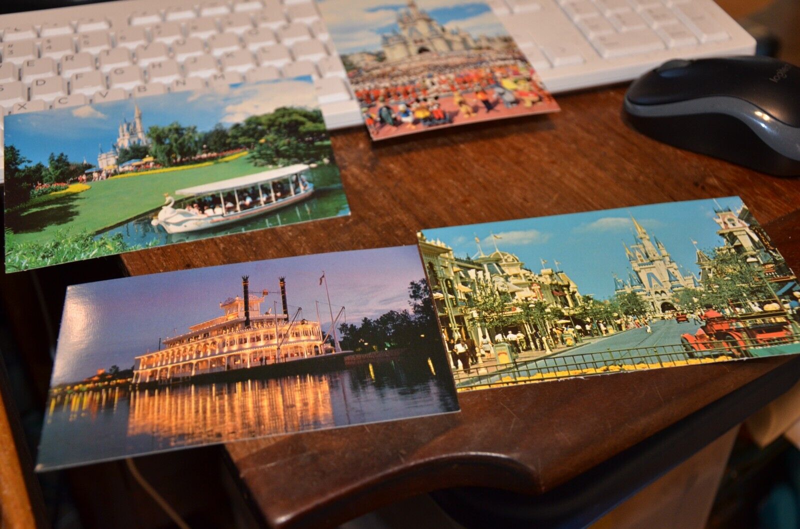 Vintage Walt Disney World Postcards - Lot of FOUR (4) NEW