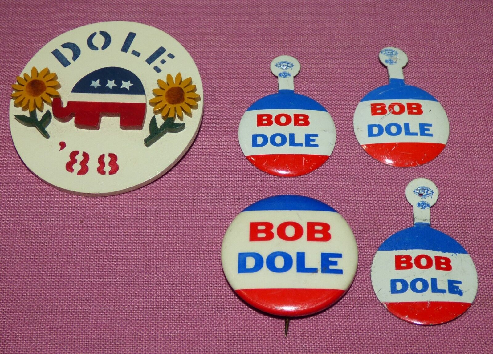 Lot of 5 Bob Dole Campaign Buttons, Lapel Pins Limited Edition