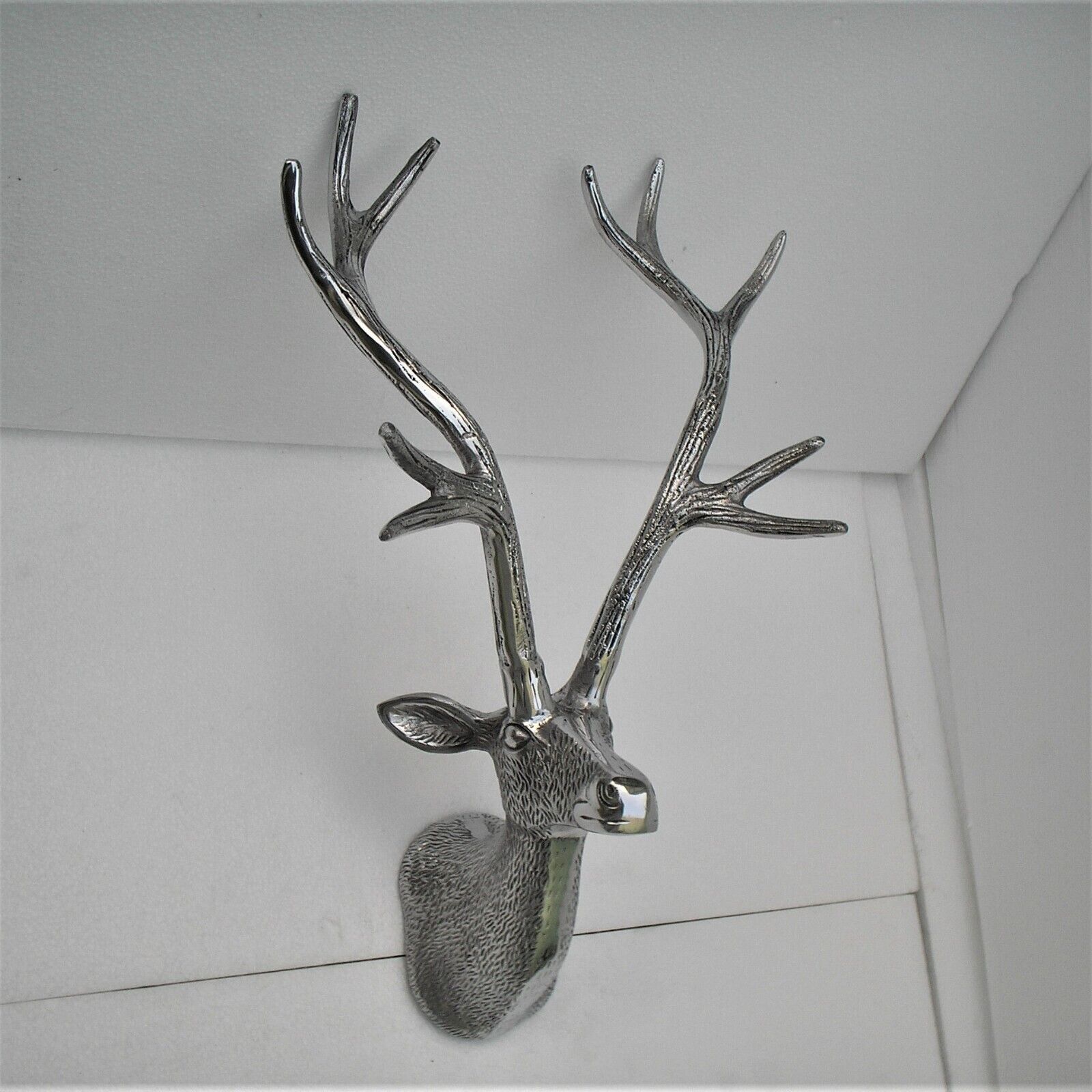 Metal Wall Mount Small Stag Head Deer Figurine 20 inches Christmas New Year