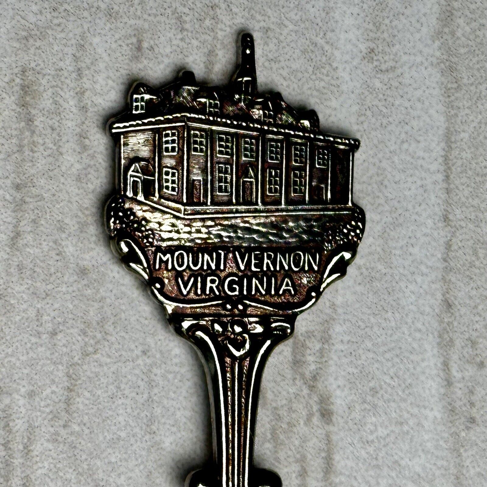 Vintage Collector Souvenir Spoon Mount Vernon Virginia George Washington Travel