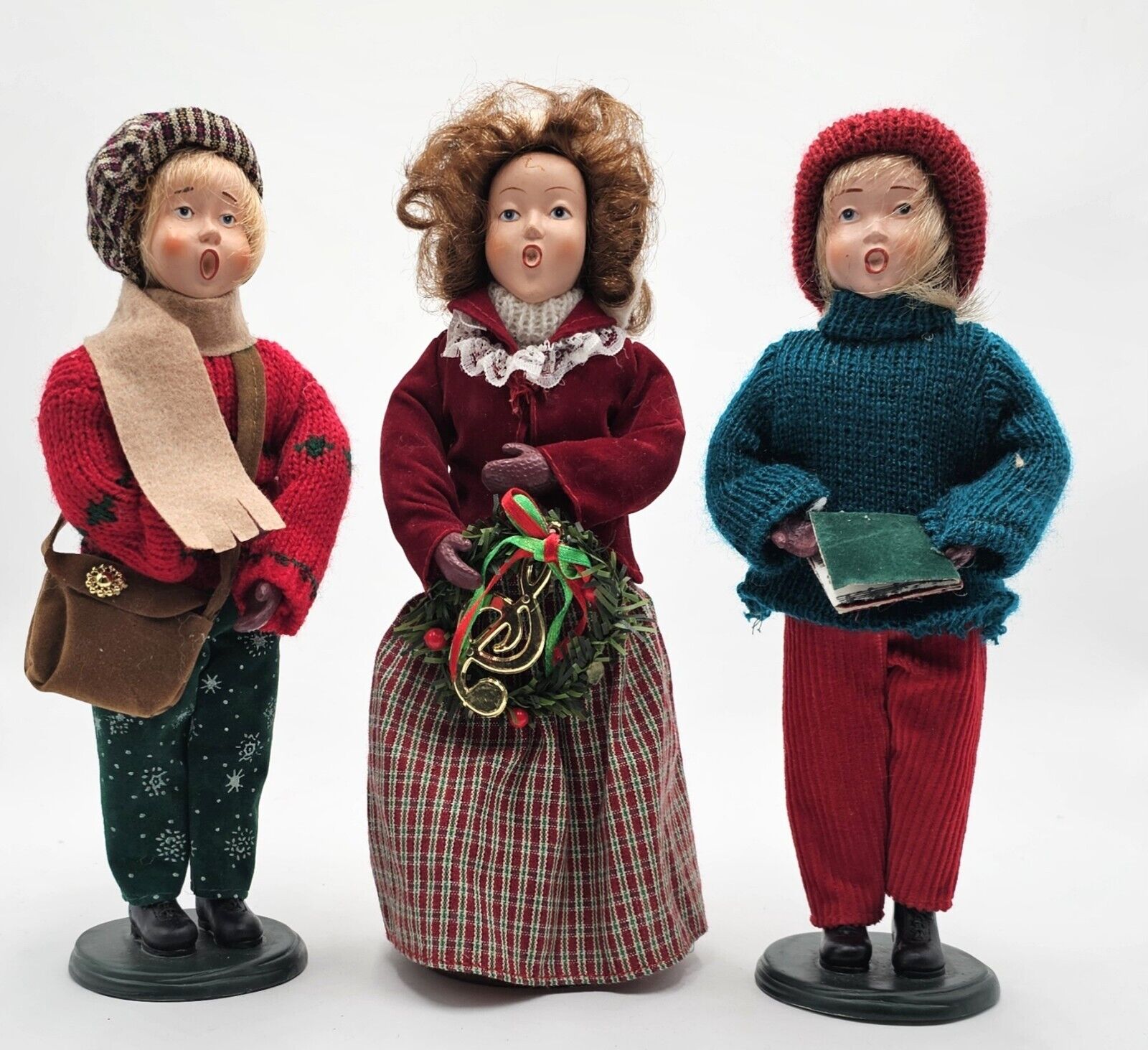 Victorain Carolers Christmas Boys Girl Velvet Plaid Knit  Set Of 3  9\