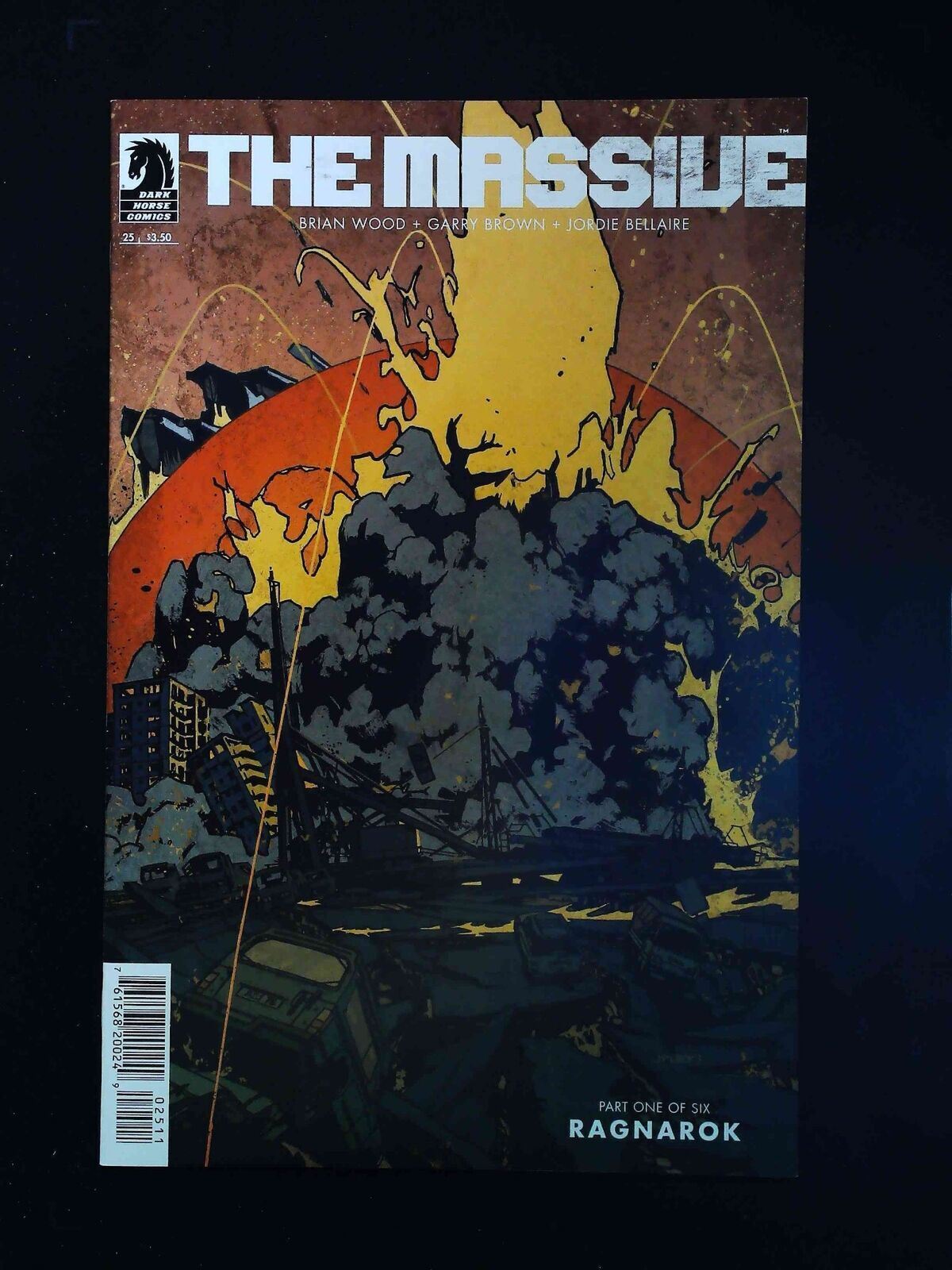 Massive #25  Dark Horse Comics 2014 Vf/Nm