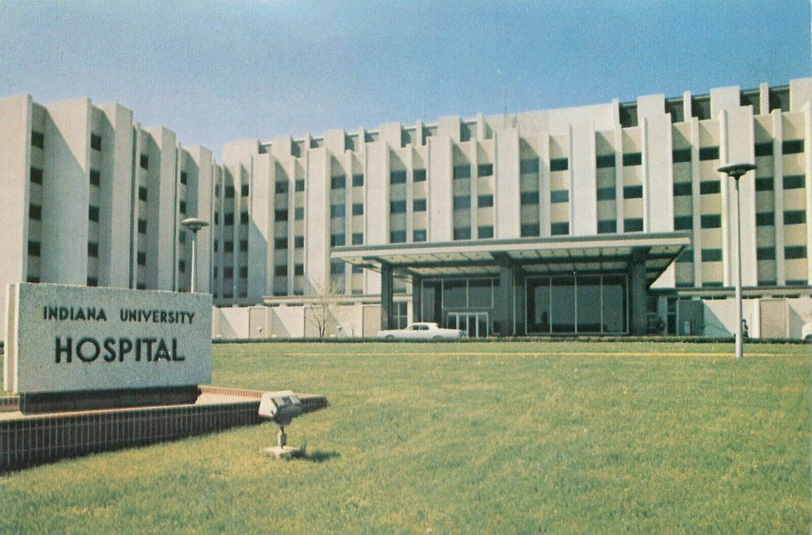 Indiana University Hospital Vintage 6 X 4 Unposted Postcard