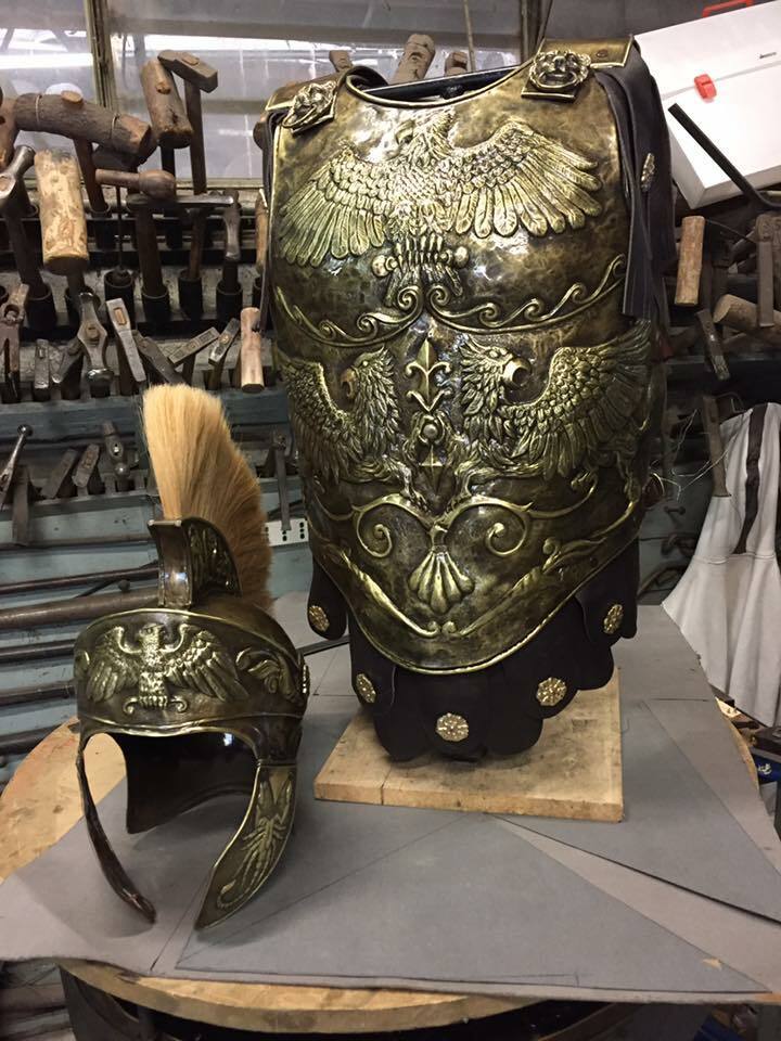 18 Guage Brass Medieval Roman Reenactment Cuirass With Roman Helmet 