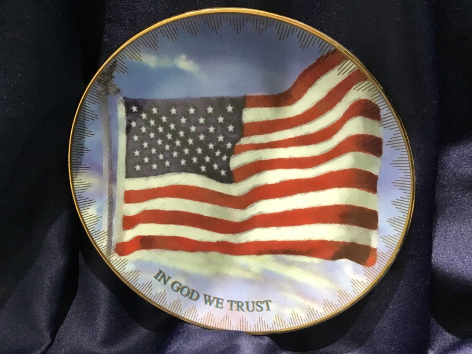 OLD GLORY 9-11 Ltd edition PLATE IN GOD WE TRUST GOD BLESS AMERICA collector