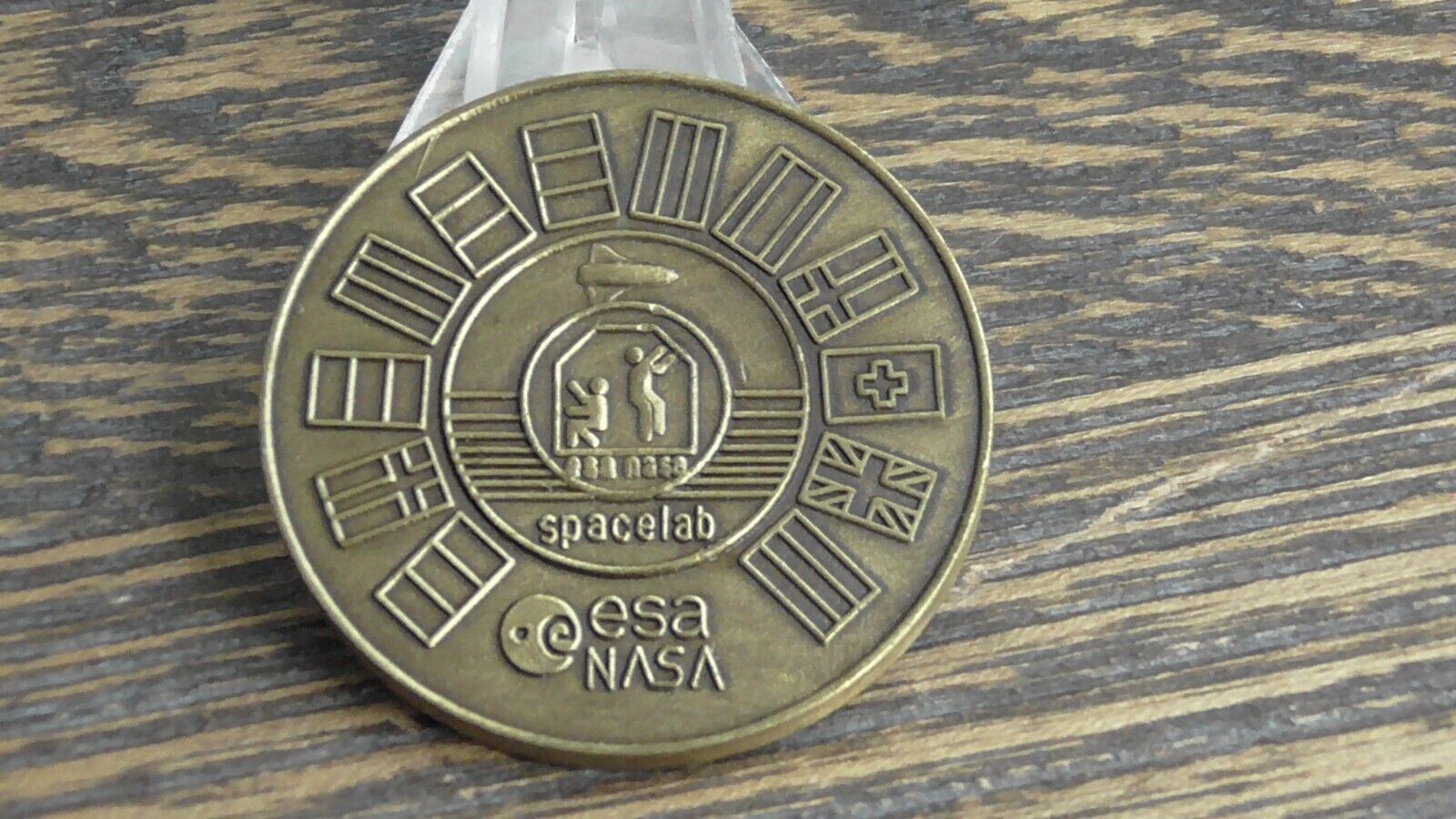 Vintage NASA ESA Columbia SPACELAB 1 Coin #496S