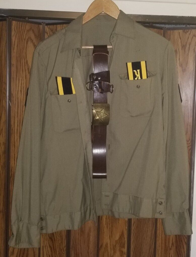 Soviet army dress shirt & belt, epaulettes, shoulder patches Size 38-3 pockets