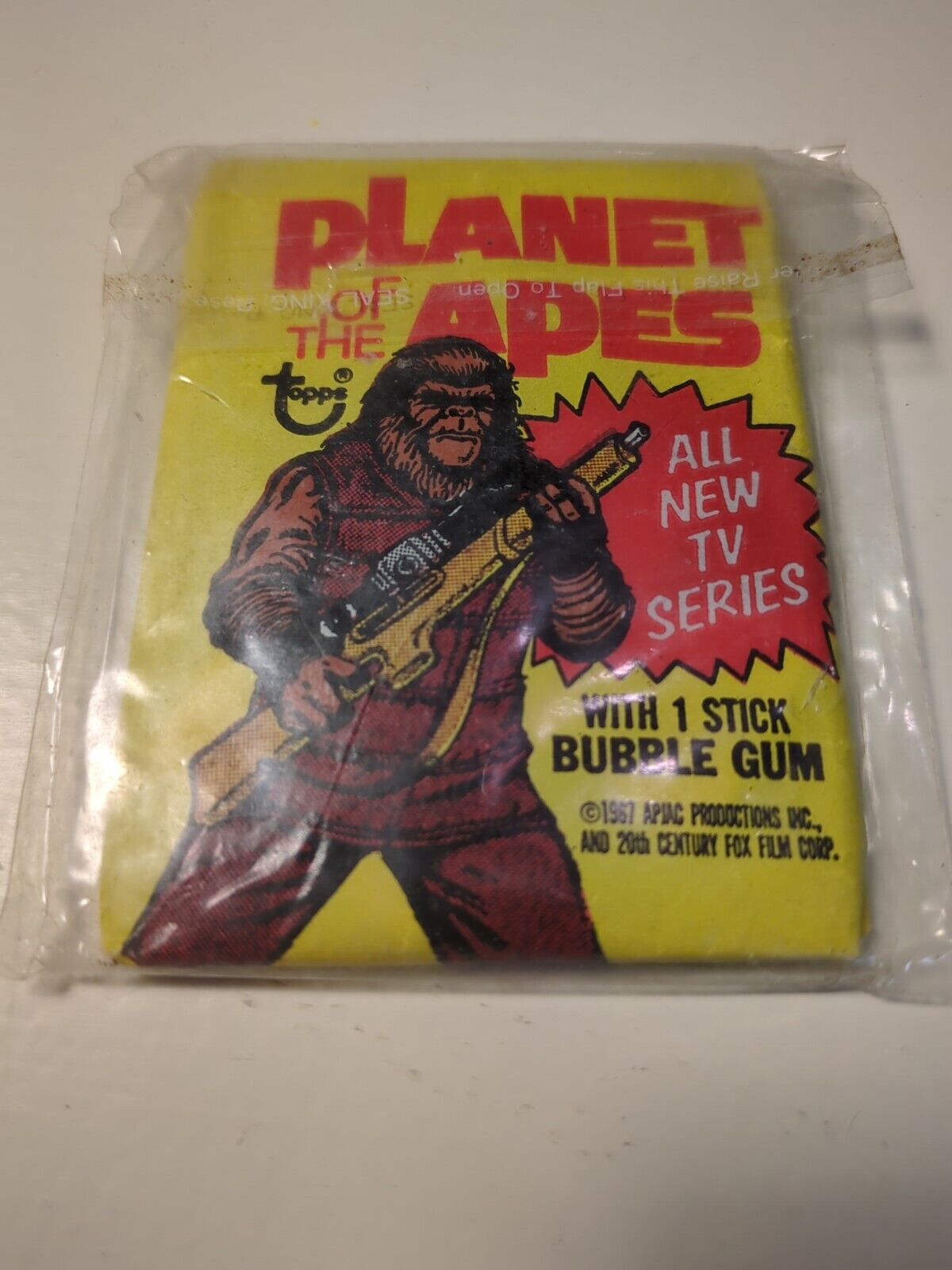 1975 Topps Planet Of The Apes TV SHOW Topps Vintage Wax Pack Card