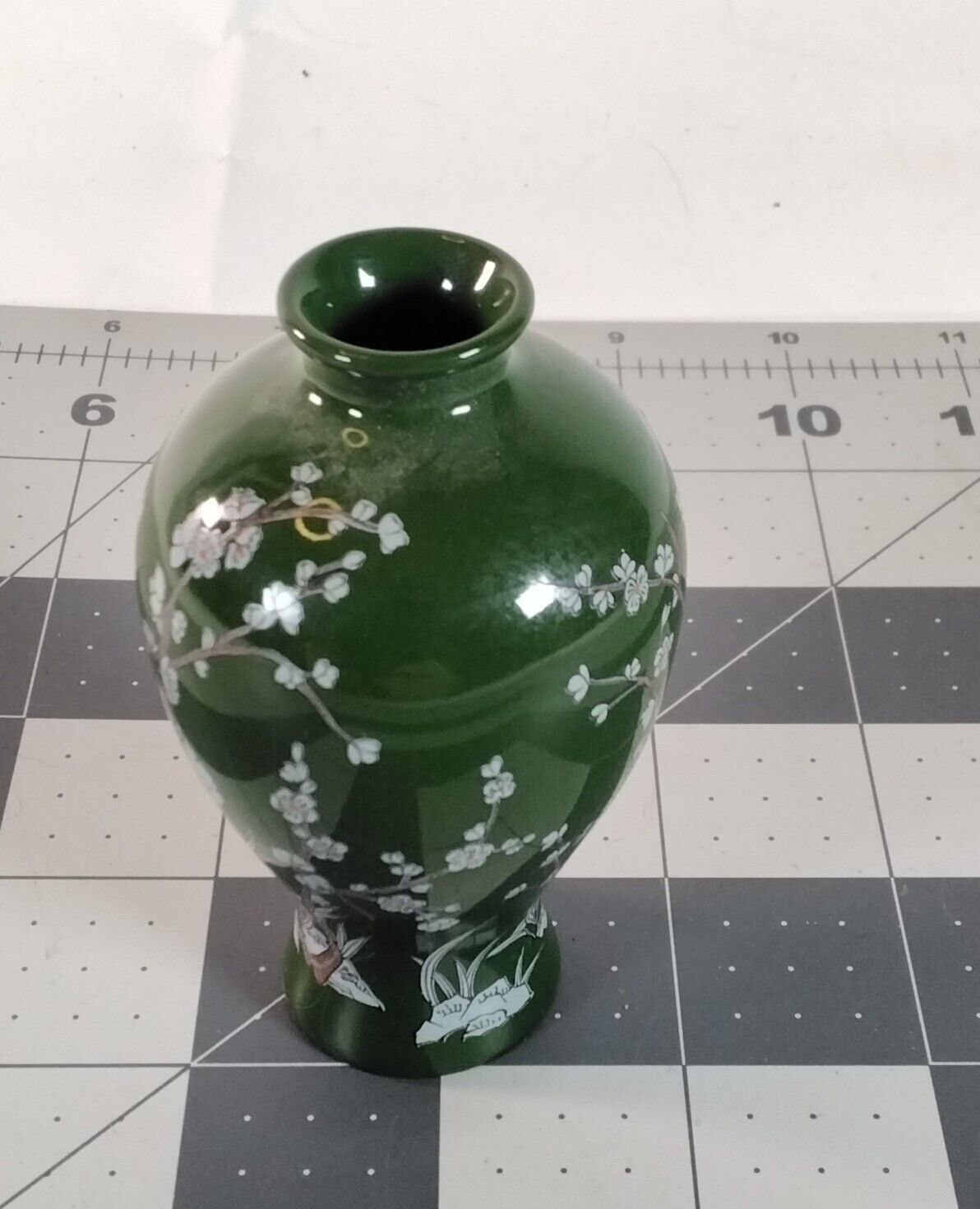 Franklin Mint Porcelain Treasures Of The Imperial Dynasties Green Miniature Vase