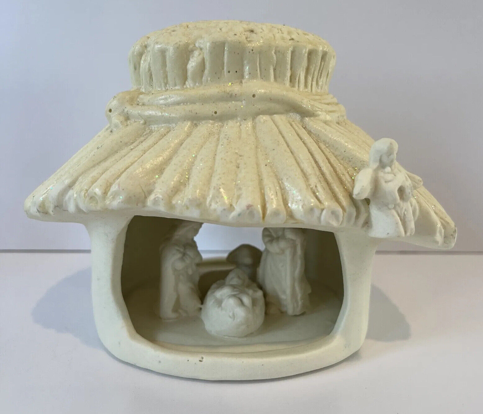 Miniature Ceramic Nativity Scene In Hut Hand Painted Vintage