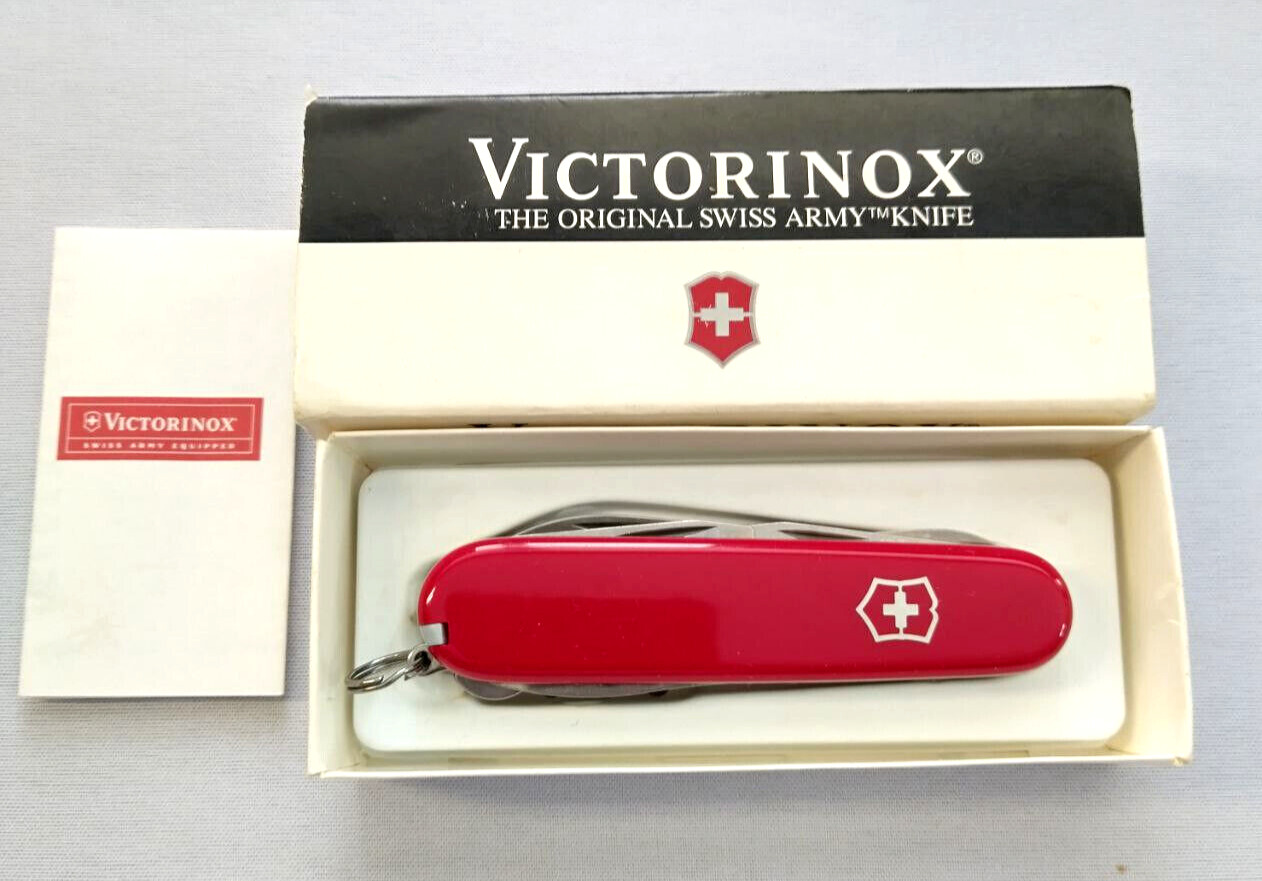 Red Victorinox Swiss Army Knife Huntsman 3.5\
