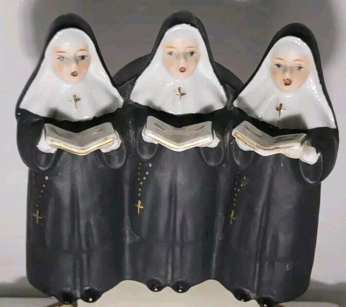 Singing Nuns Music Box Vintage  Porcelain Made in Japan Plays The Lords Prayer