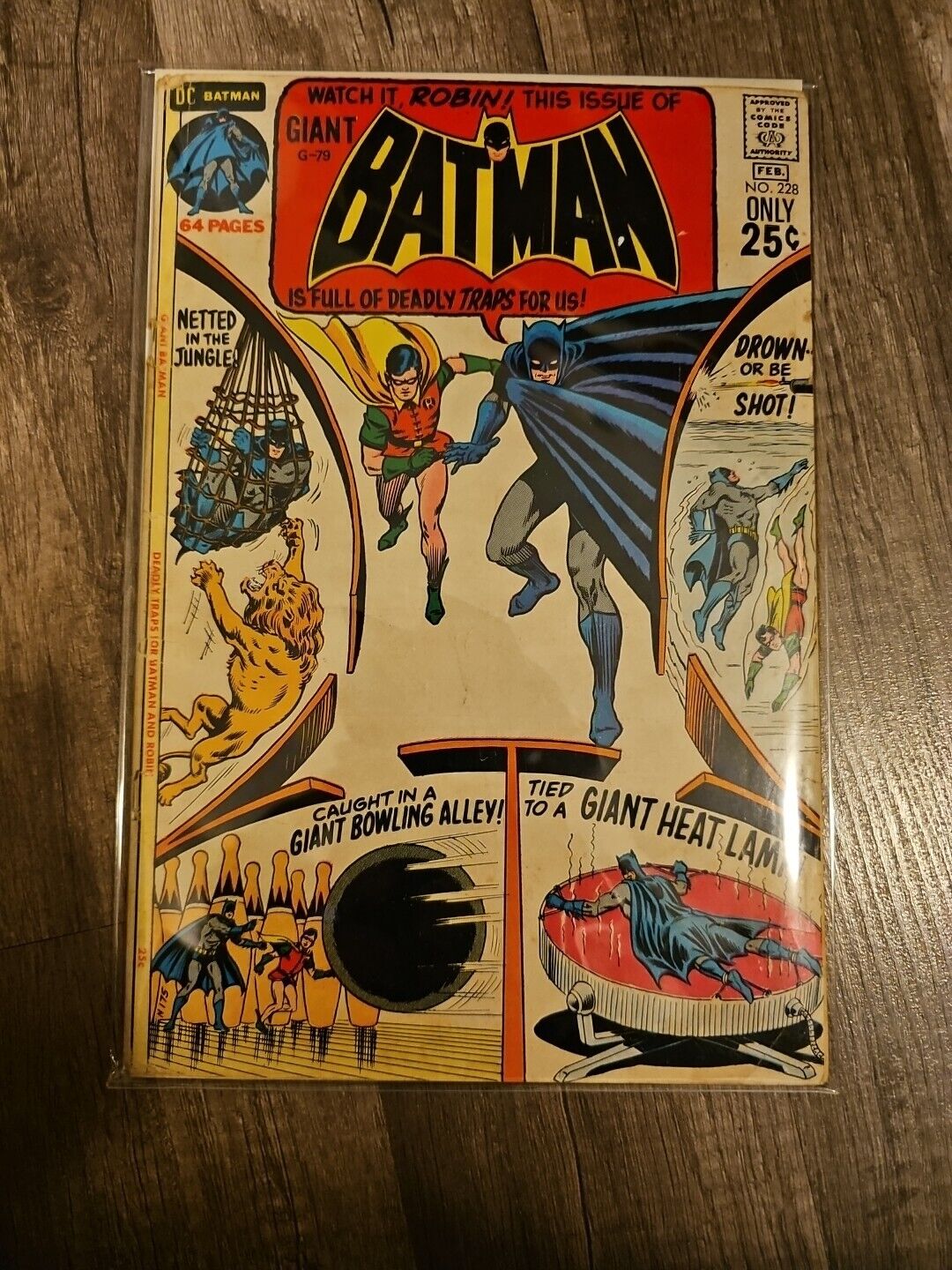 Batman #228 64 Page Giant Sized Issue DC Comics 1971