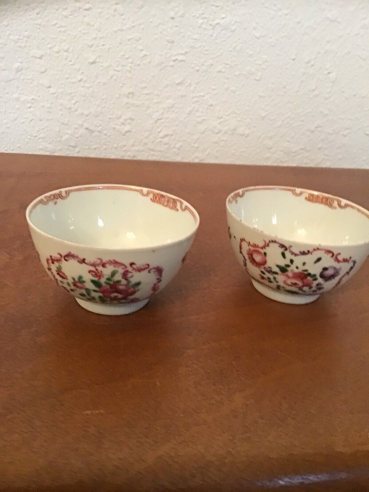 2 Antique Cups Floral Decorations Early 1800’s Chinese Export? New Hall?