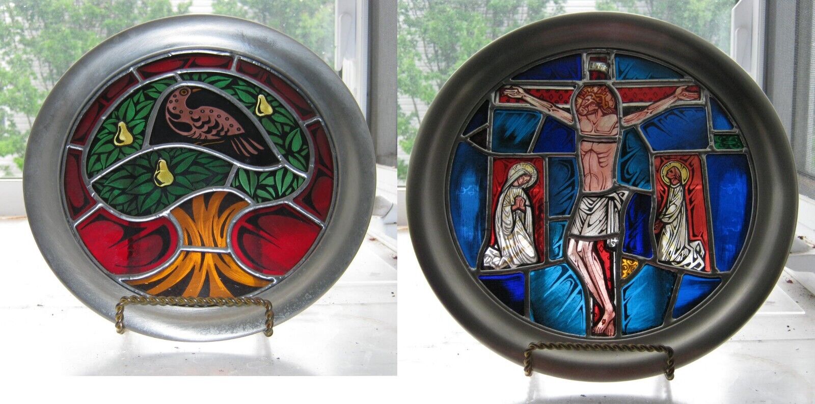 2 Franklin Mint 1976 Stained Glass Fine Art Plates - 1 Christmas and 1 Easter