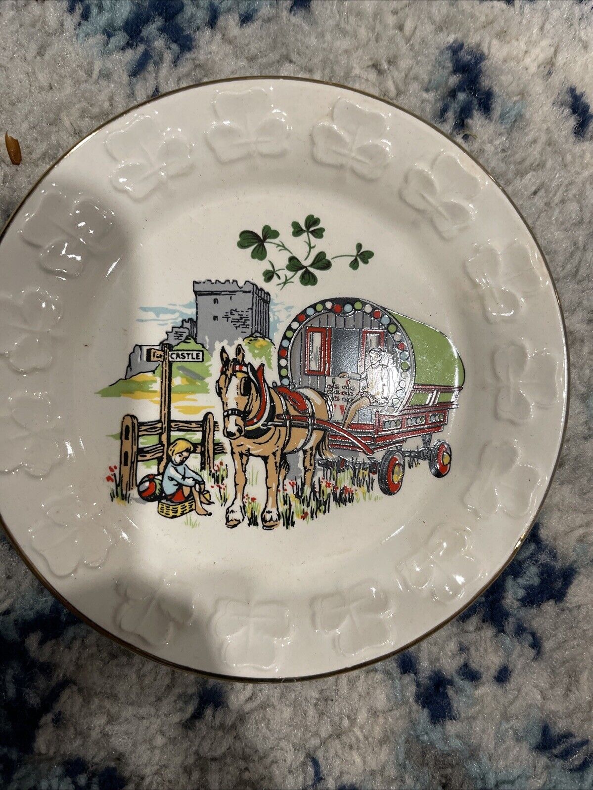 CARRIGALINE POTTERY Cork Ireland Trinket Dish Plate Shamrocks, Horse & Caravan
