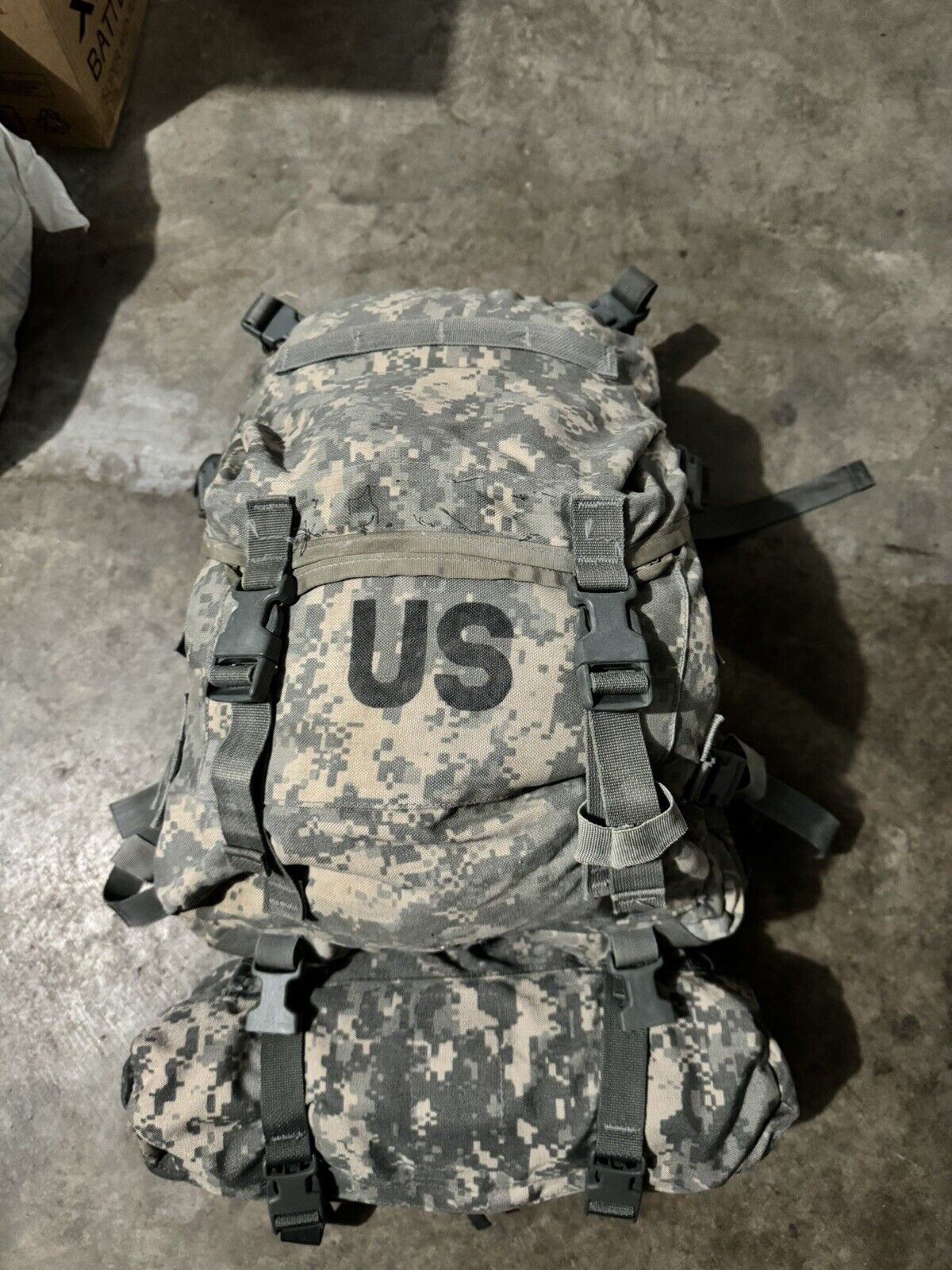 USGI Molle II 3-Day Assault Pack  ACU +  Waist Pack