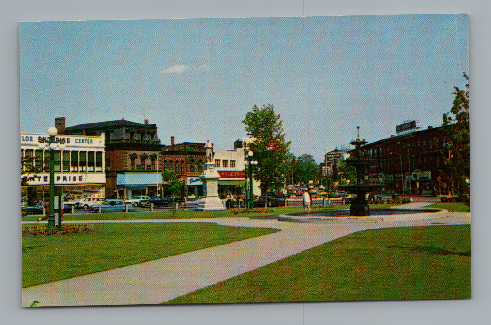  Postcard Taunton Green Downtown Street View Taunton Mass.  A4411