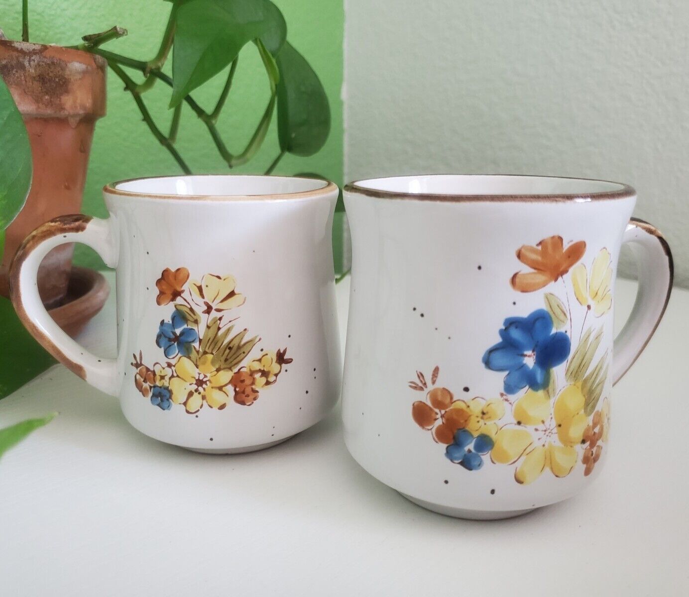 Vintage Casualstone Set of 2 Floral Stoneware Coffee Tea Mug Cup Ceramic Korea
